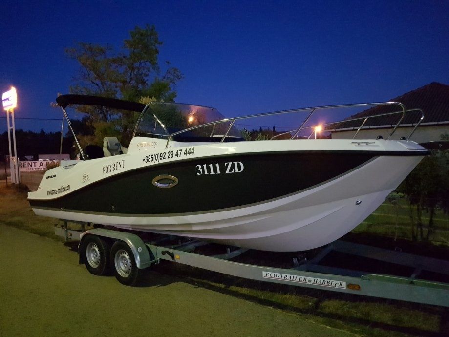 Quicksilver 675 Activ | Sundeck