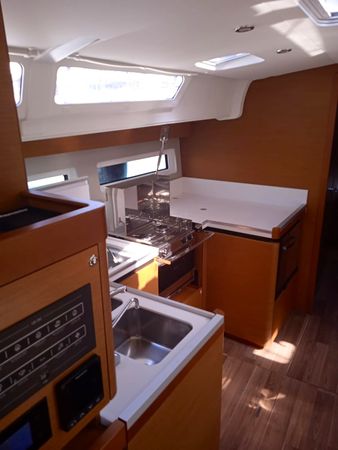 Jeanneau Sun Odyssey 490 | Anna Smile