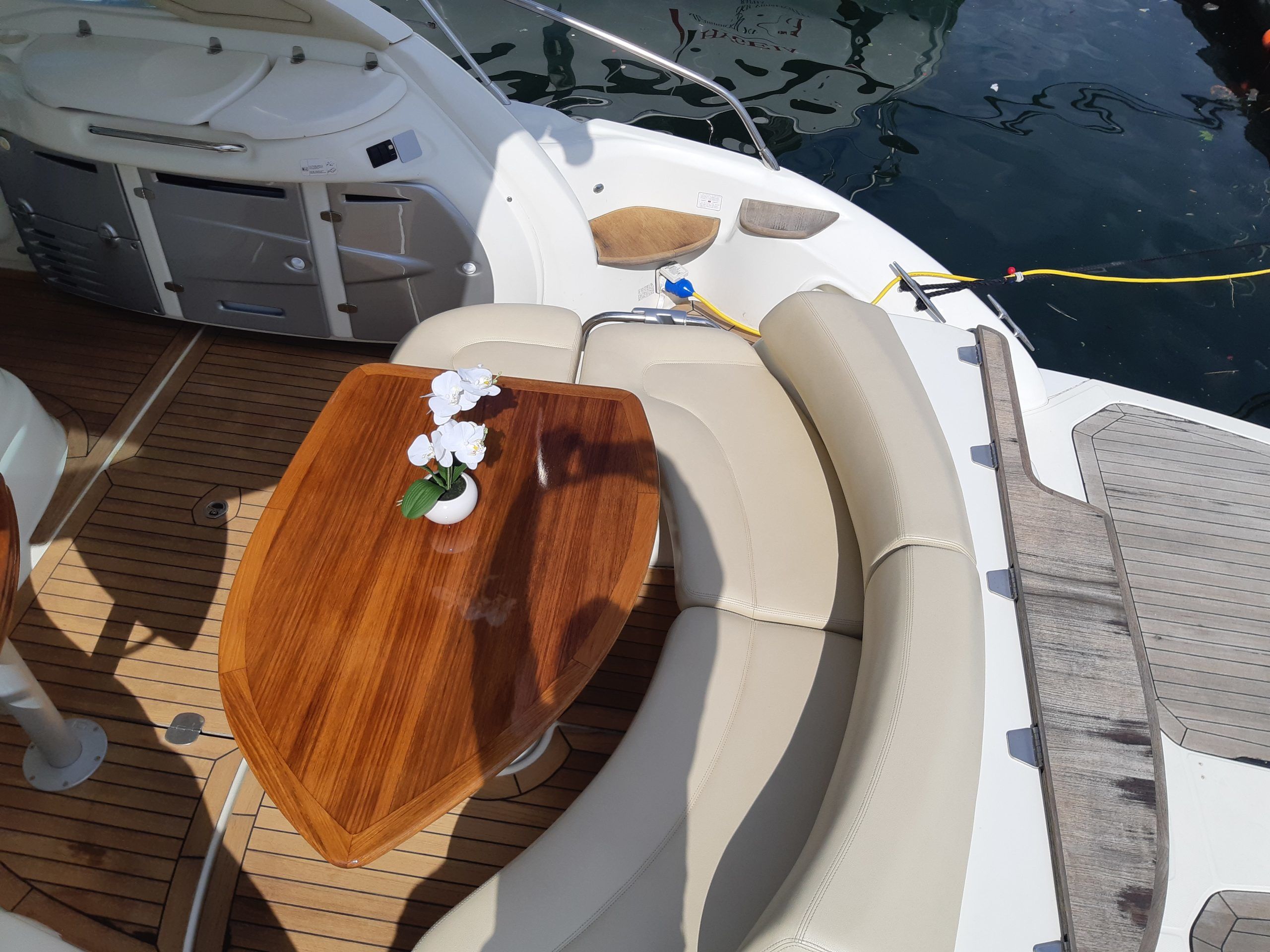 Cranchi 43 | Sunny Holiday