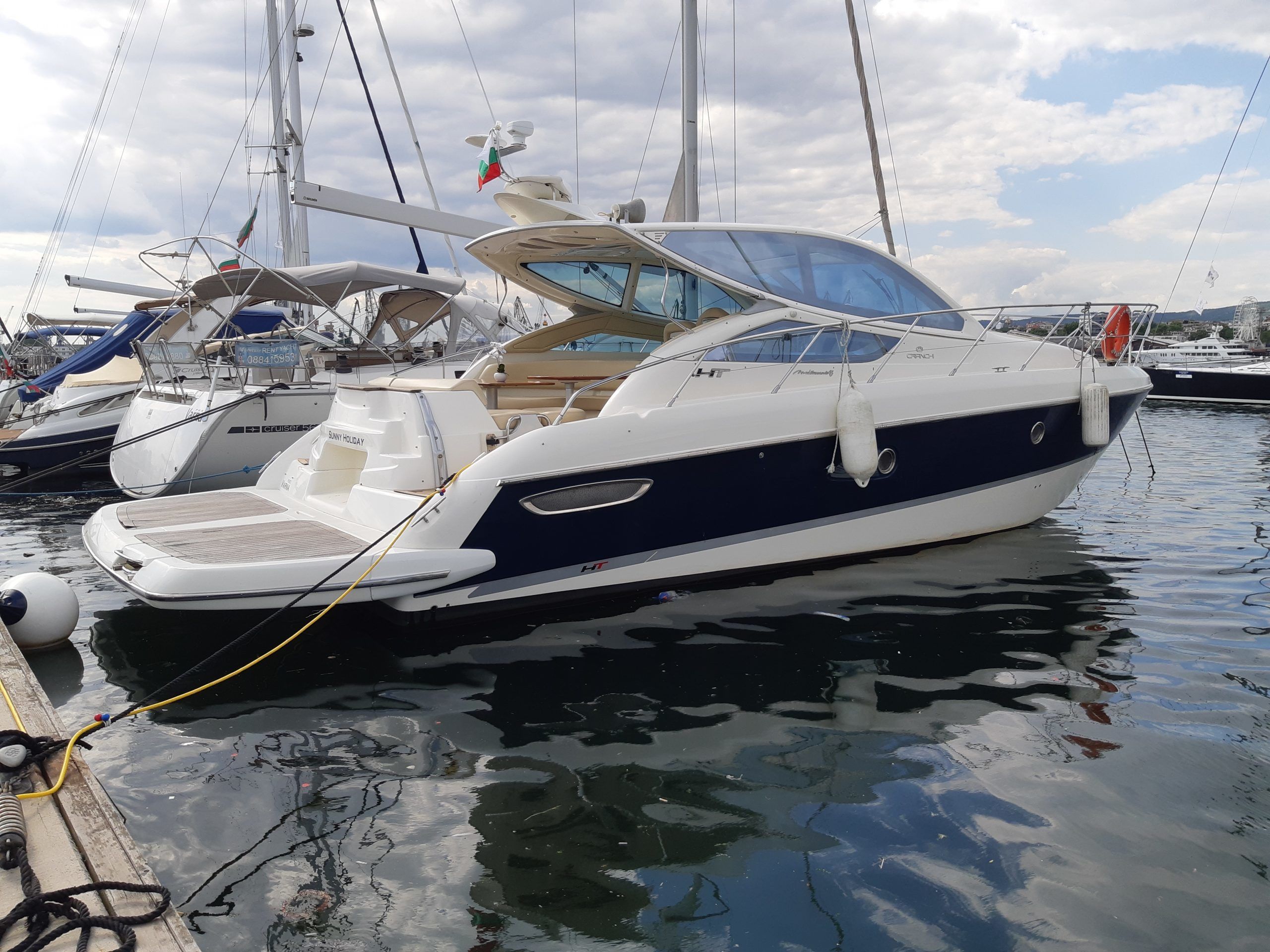 Cranchi 43 | Sunny Holiday