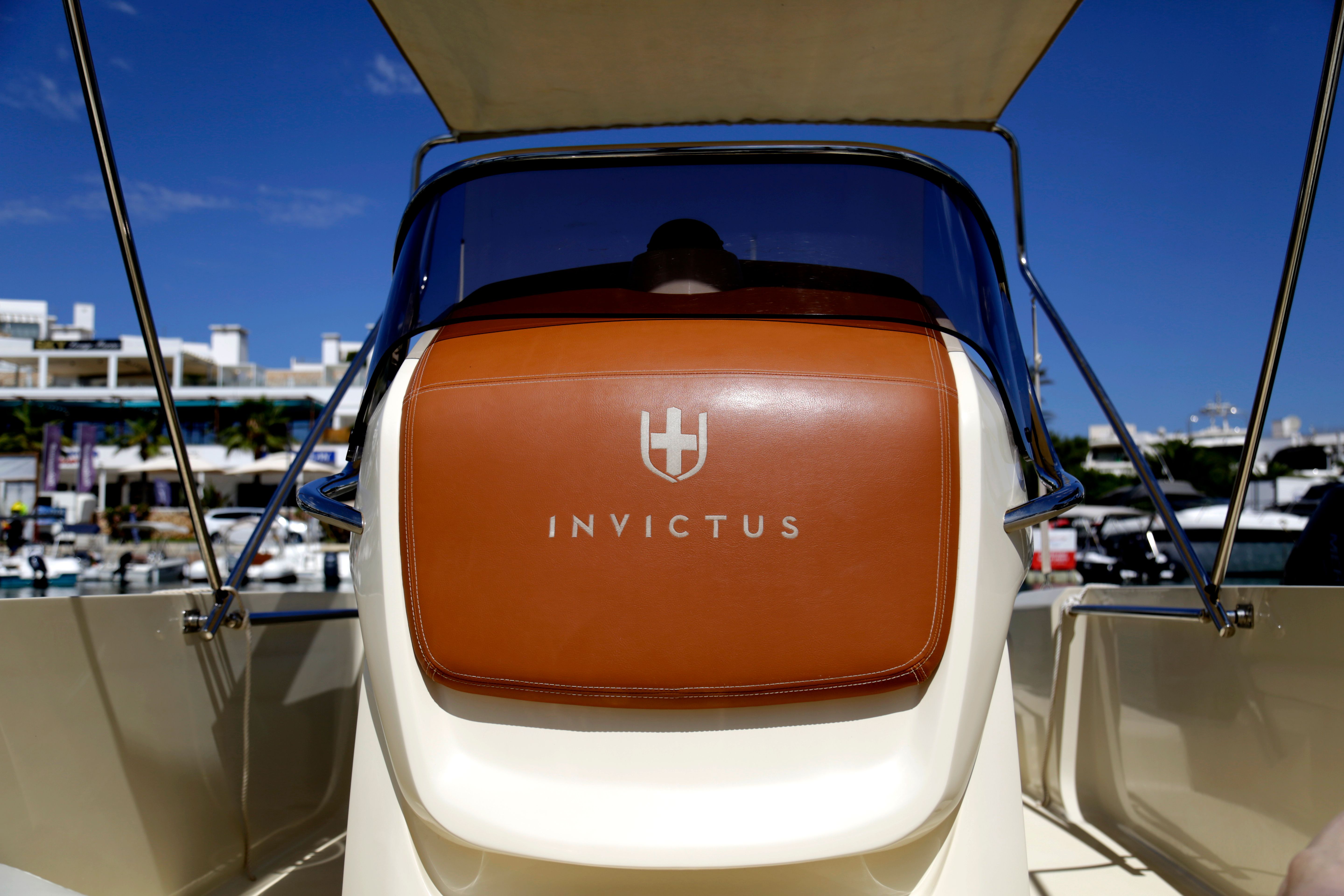 Invictus FX 200 | 19
