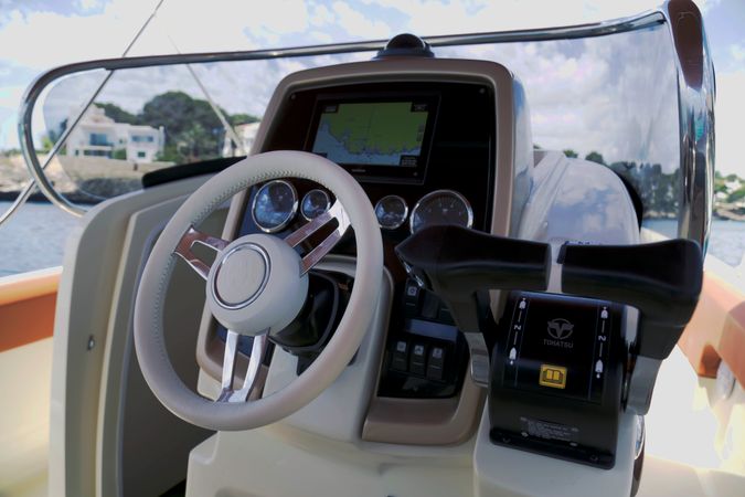 Invictus 270 | ANAIS