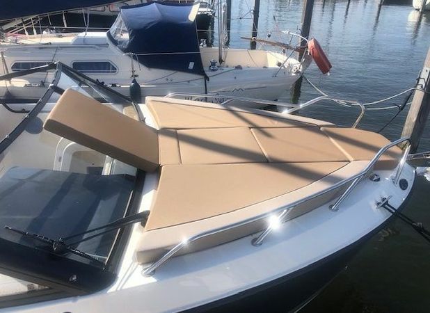 Quicksilver 675 | Goodlife