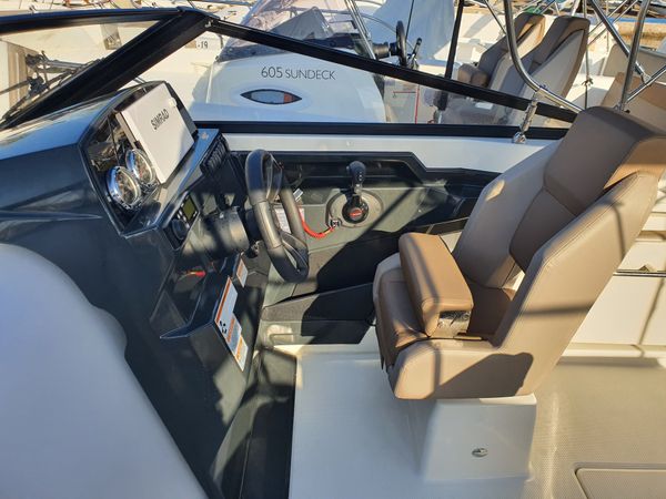 Quicksilver 675 | Goodlife