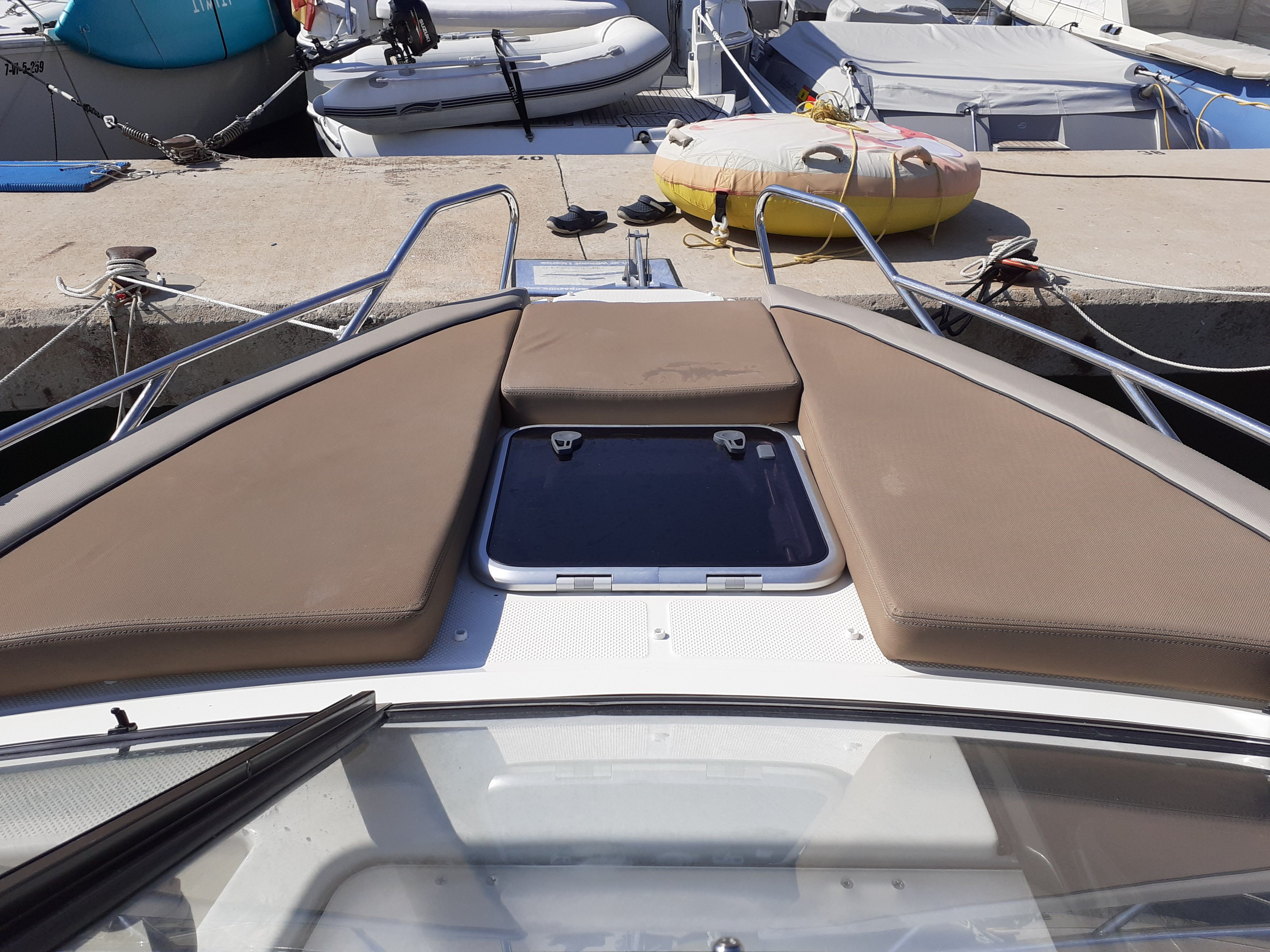 Quicksilver 675 | Goodlife