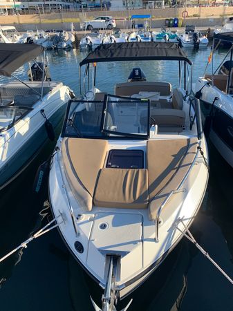 Quicksilver 675 | Goodlife