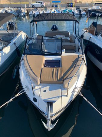 Quicksilver 675 | Goodlife