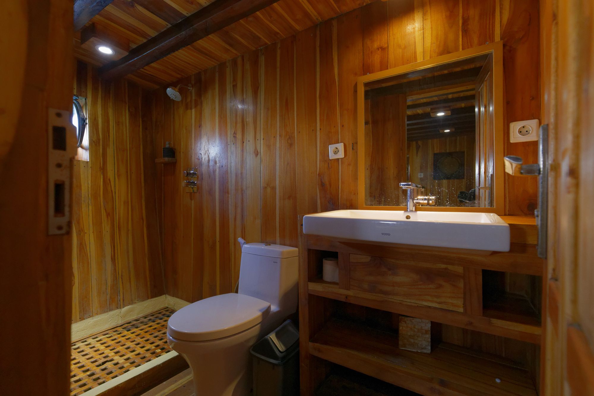 Custom Built Phinisi | Felicia