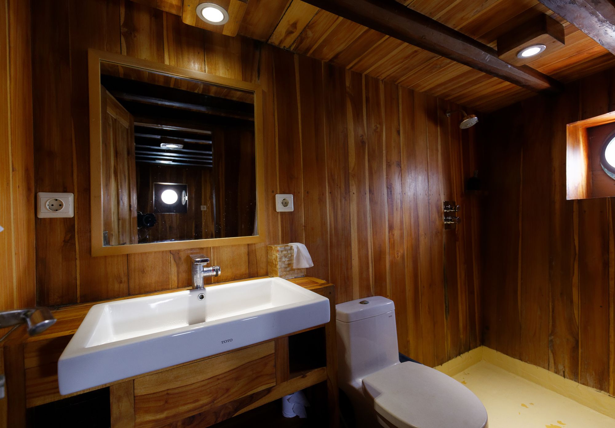 Custom Built Phinisi | Felicia