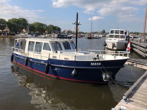 Monty Bank Trawler 9.5 | Tessa