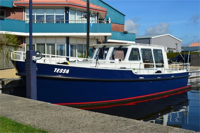 Monty Bank Trawler 9.5 | Tessa