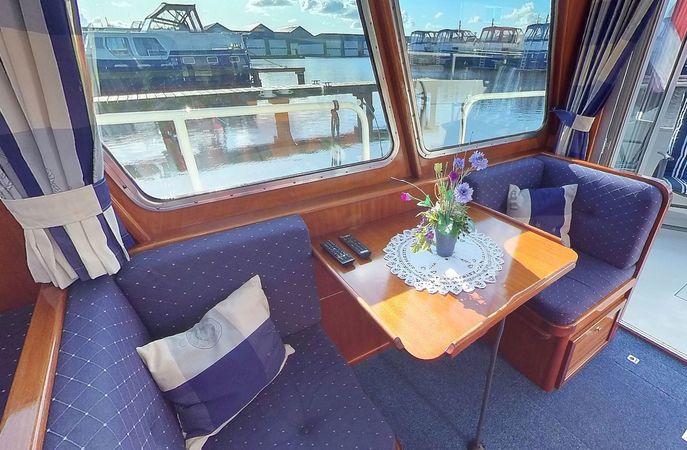 Monty Bank Trawler 9.5 | Tessa