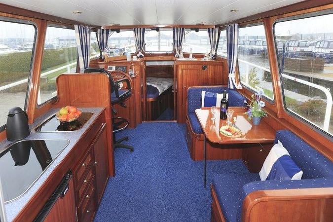 Monty Bank Trawler 9.5 | Tessa