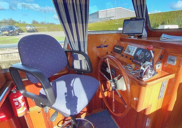 Monty Bank Trawler 9.5 | Tessa