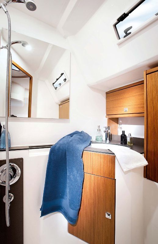 Bavaria Cruiser 46 | Three