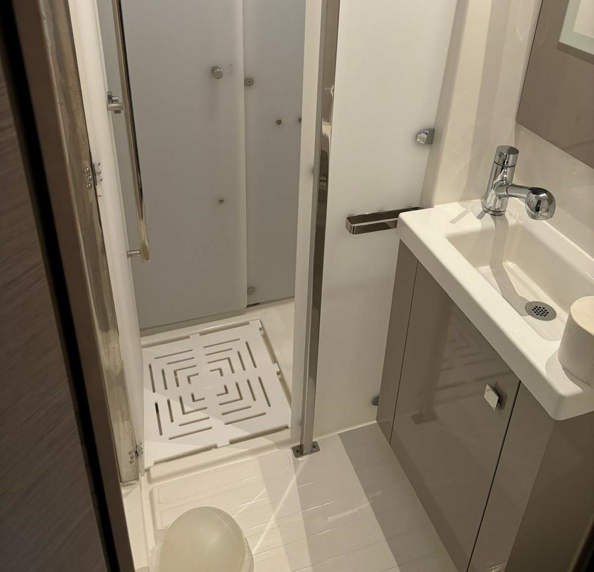 Fountaine Pajot Astrea 42 | Timeless Planet