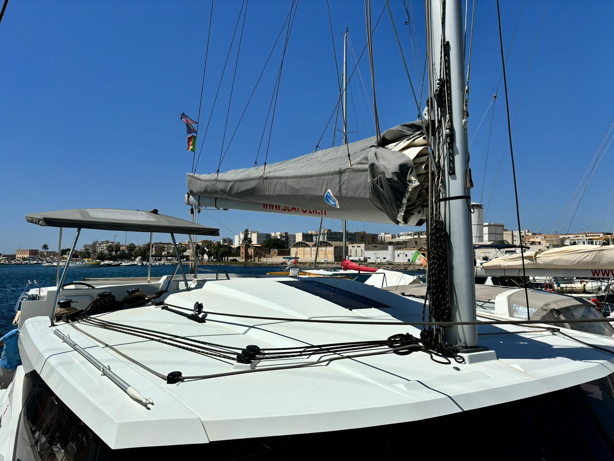 Fountaine Pajot Astrea 42 | Timeless Planet