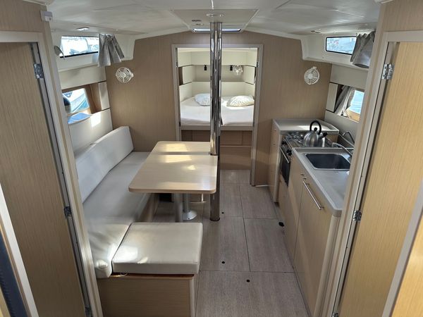Beneteau Oceanis 38.1 | L'una Grossa
