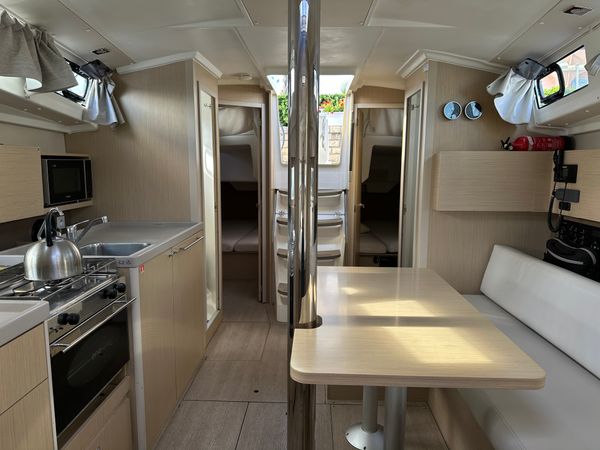 Beneteau Oceanis 38.1 | L'una Grossa