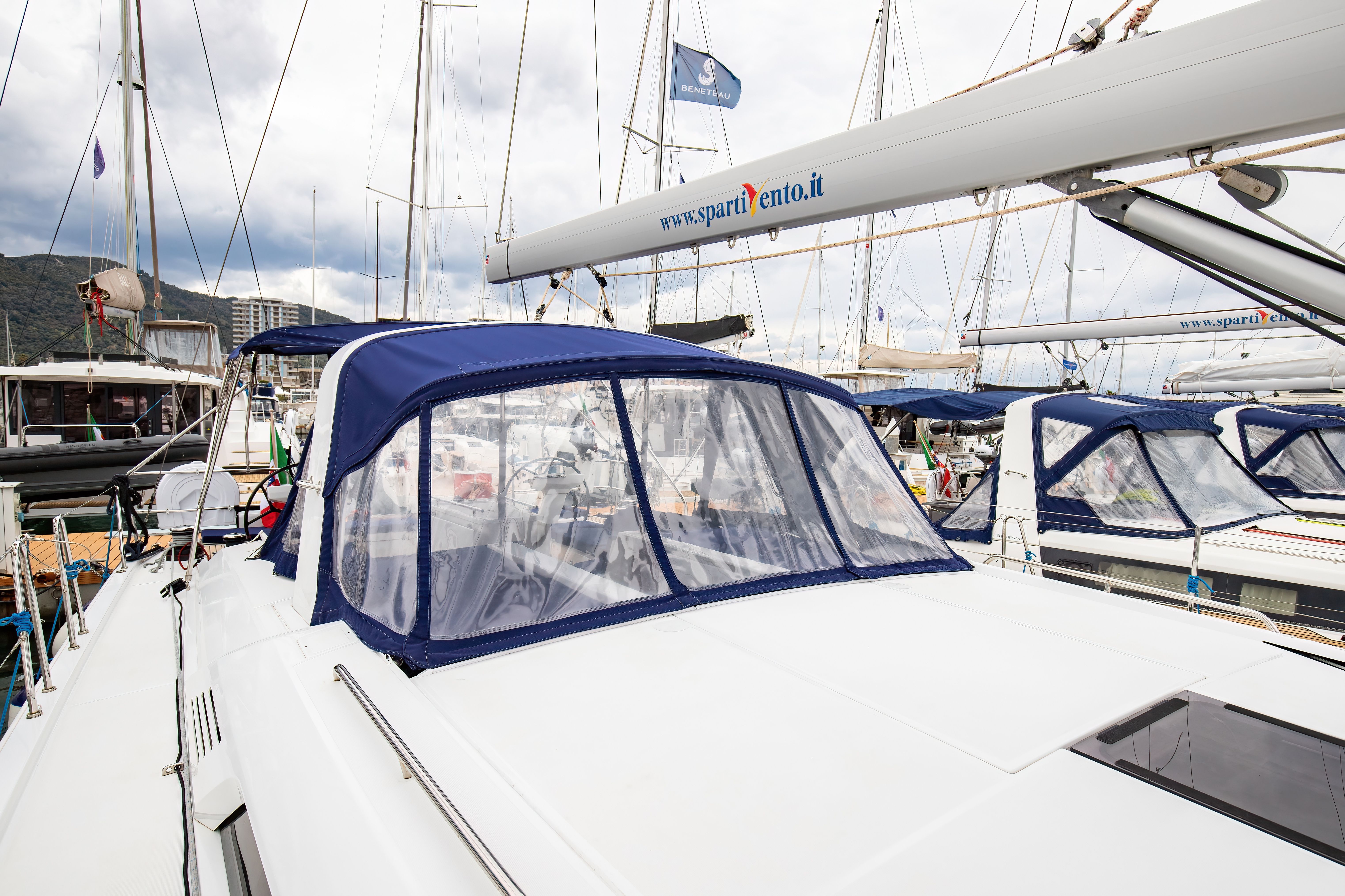 Beneteau Oceanis 51.1 | Elpida