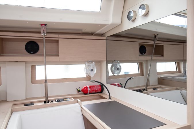 Beneteau Oceanis 51.1 | Elpida
