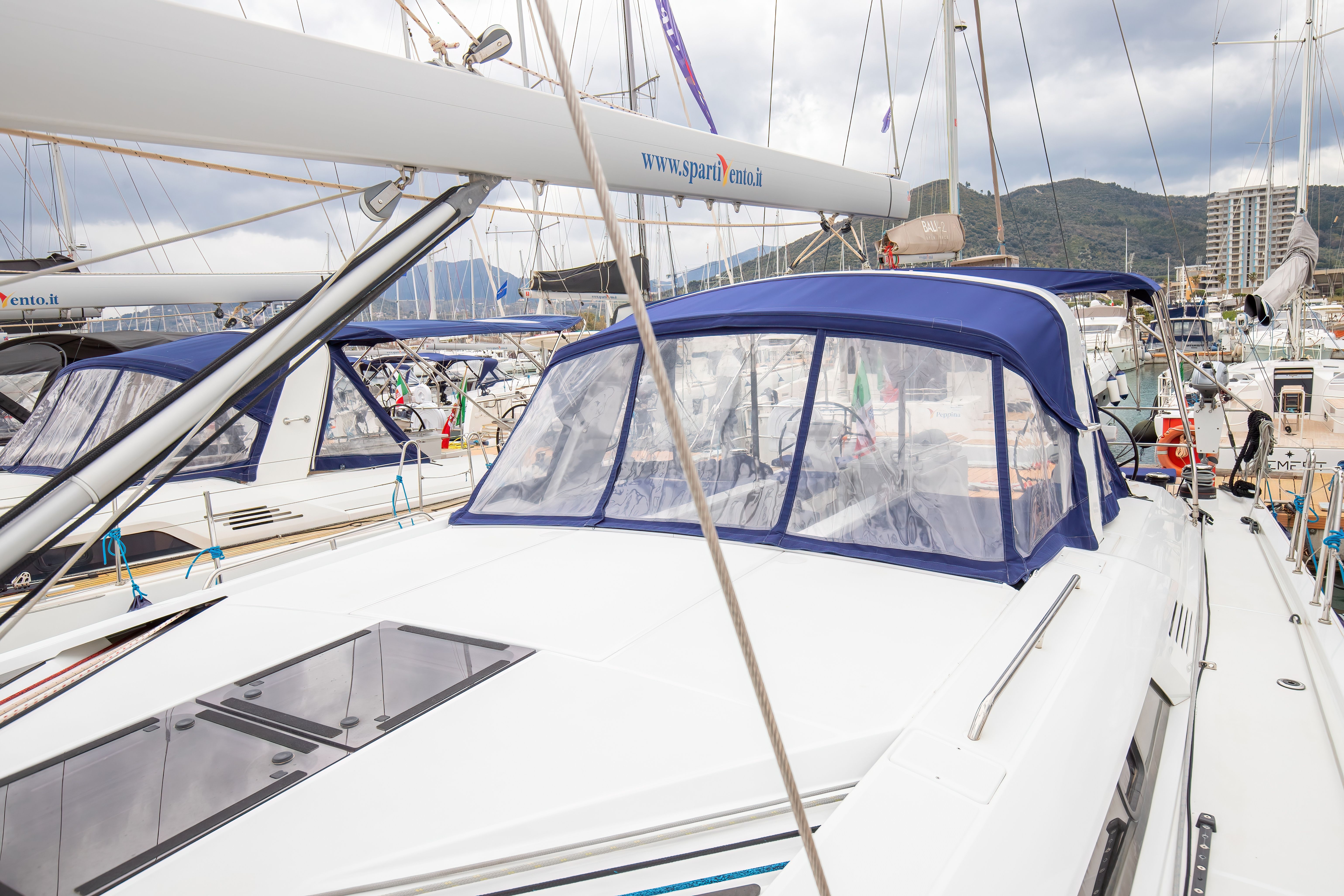 Beneteau Oceanis 51.1 | Elpida