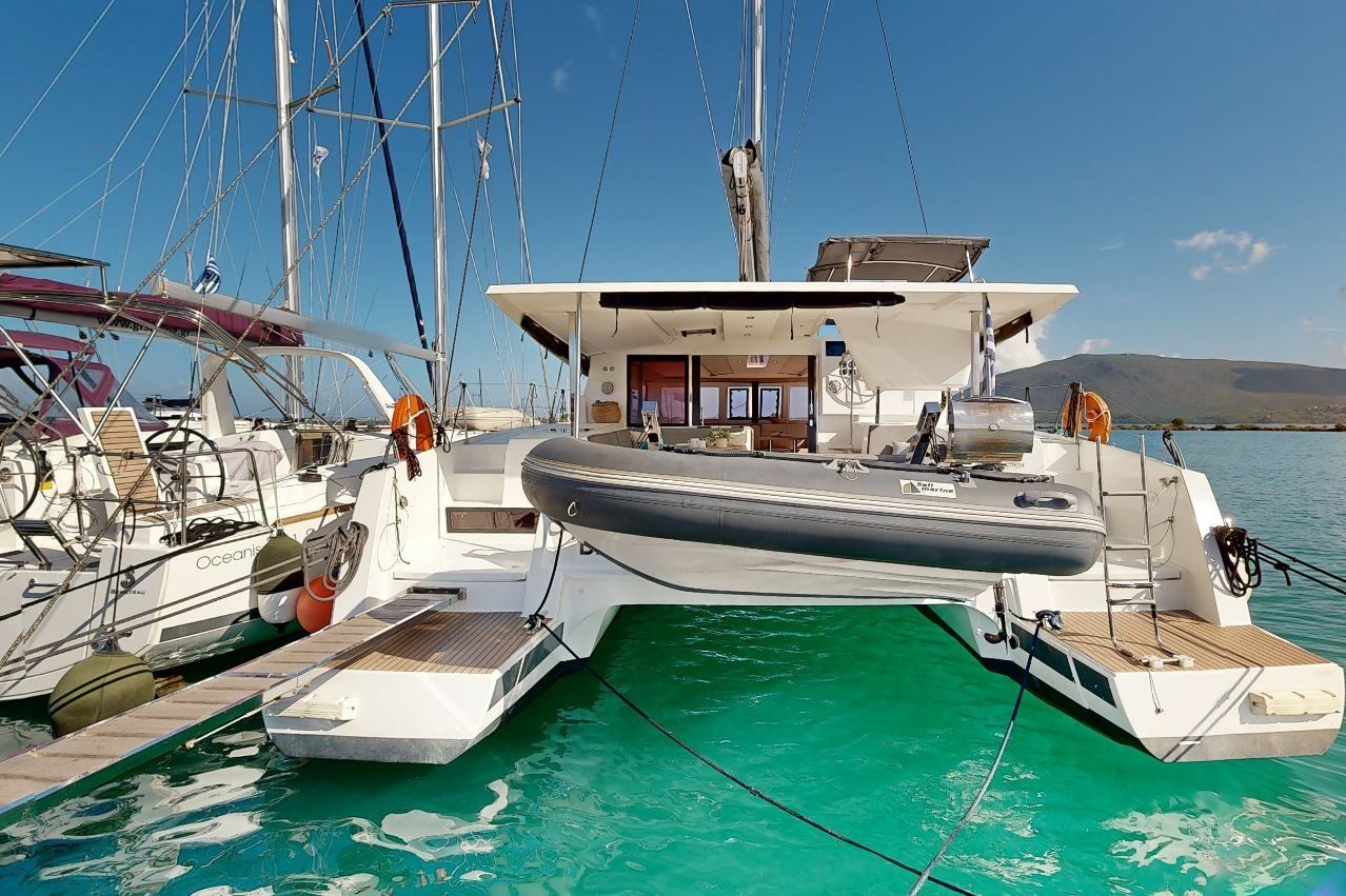 Fountaine Pajot Isla 40 | Blue Serenity