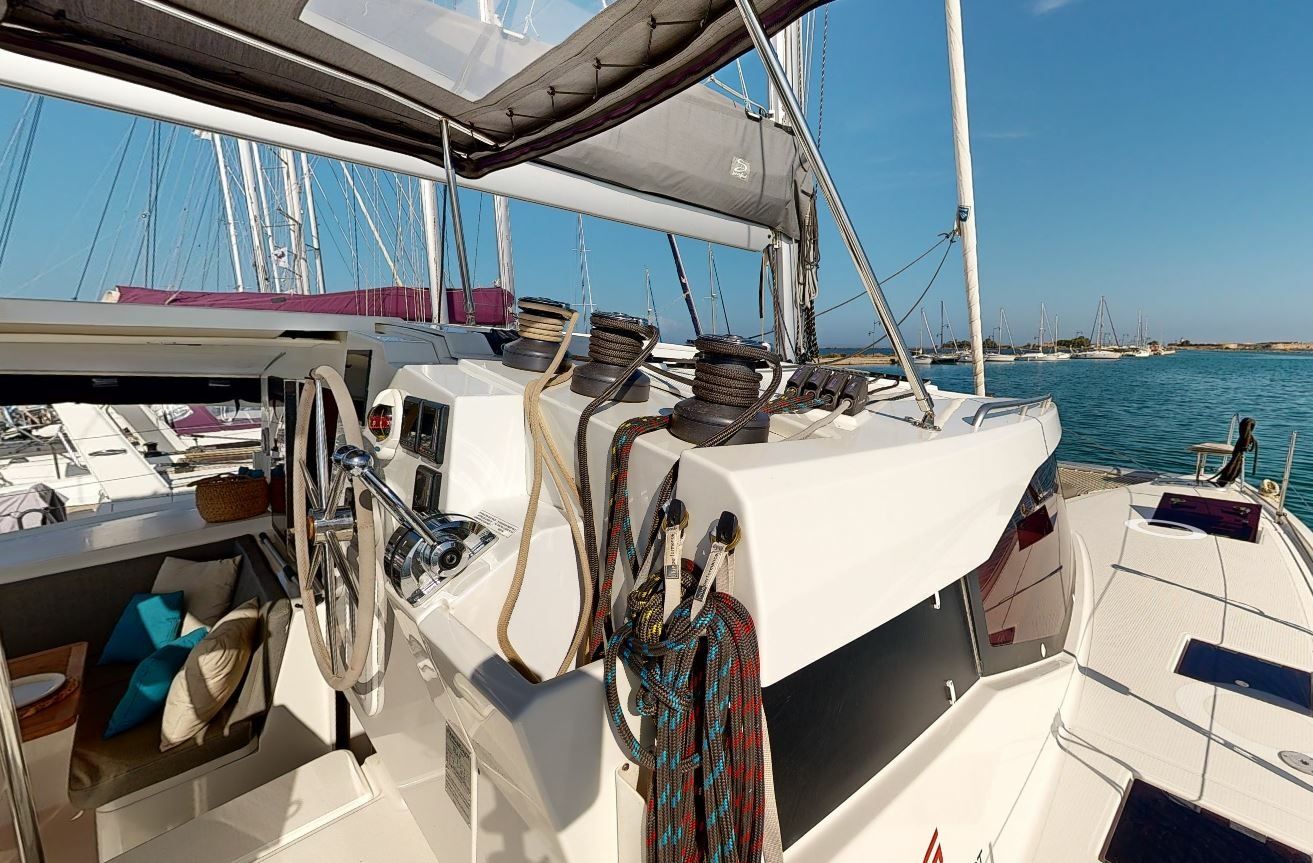 Fountaine Pajot Isla 40 | Blue Serenity