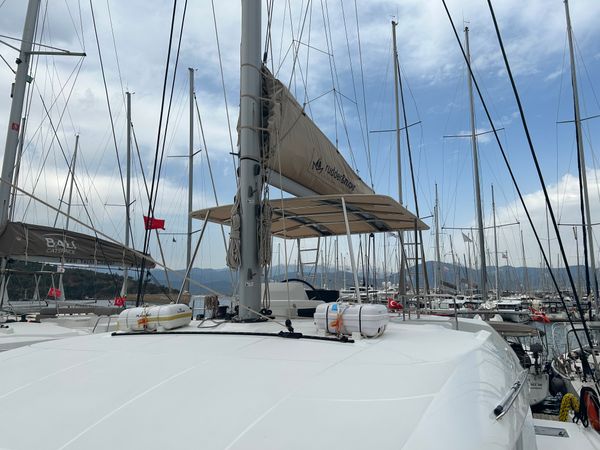 Lagoon 50 | Alchera