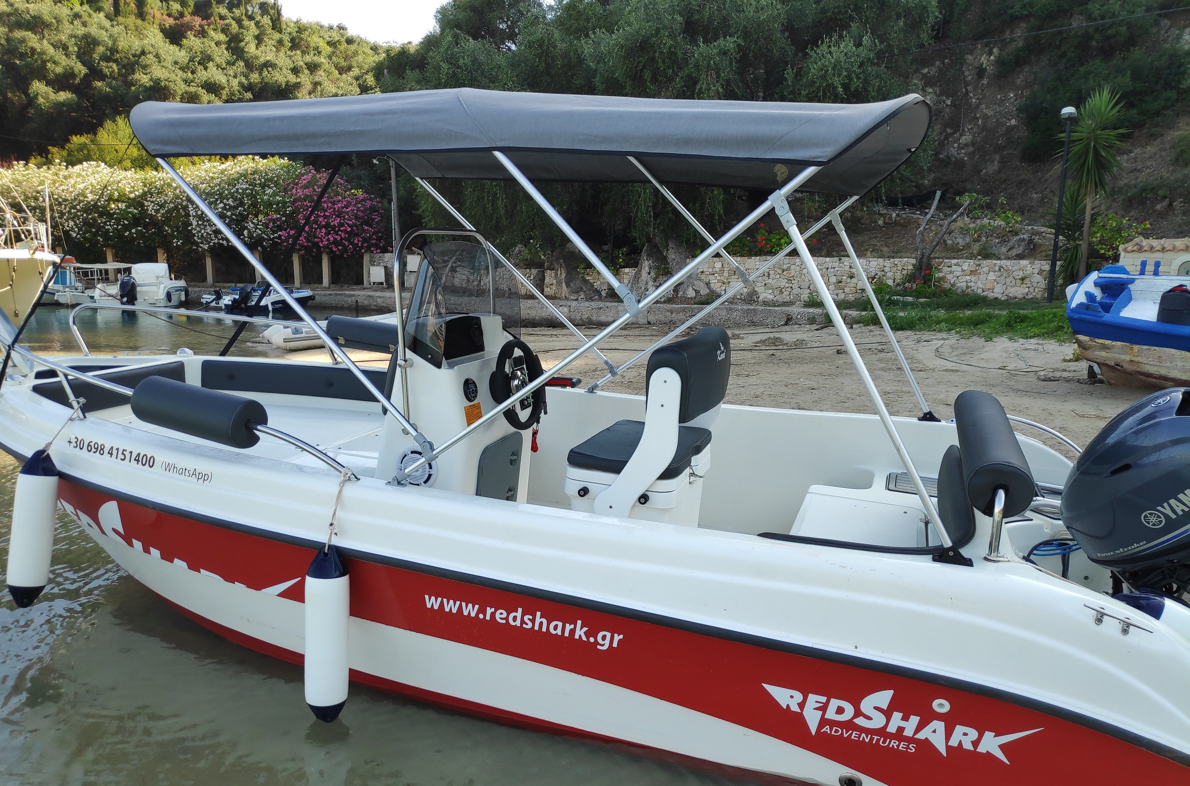 Karel Paxos 170 | Shark 1