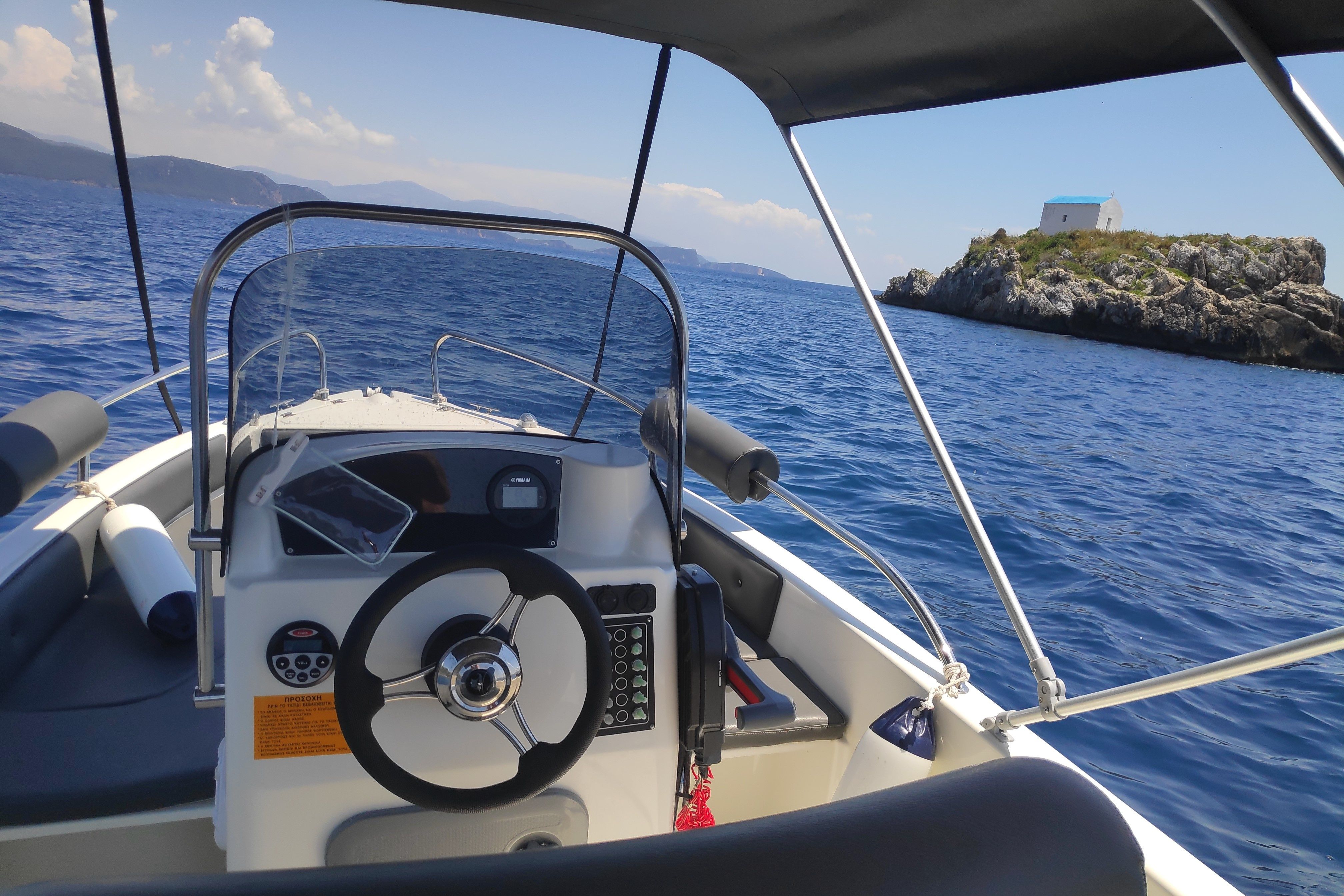 Karel Paxos 170 | Shark 1