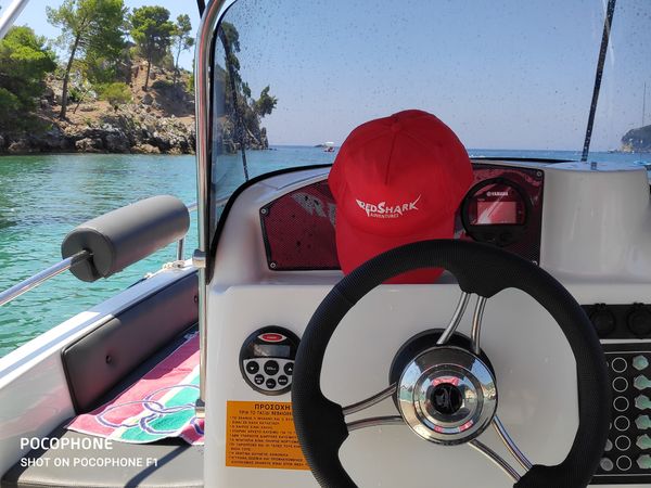 Karel Paxos 170 | Shark 1
