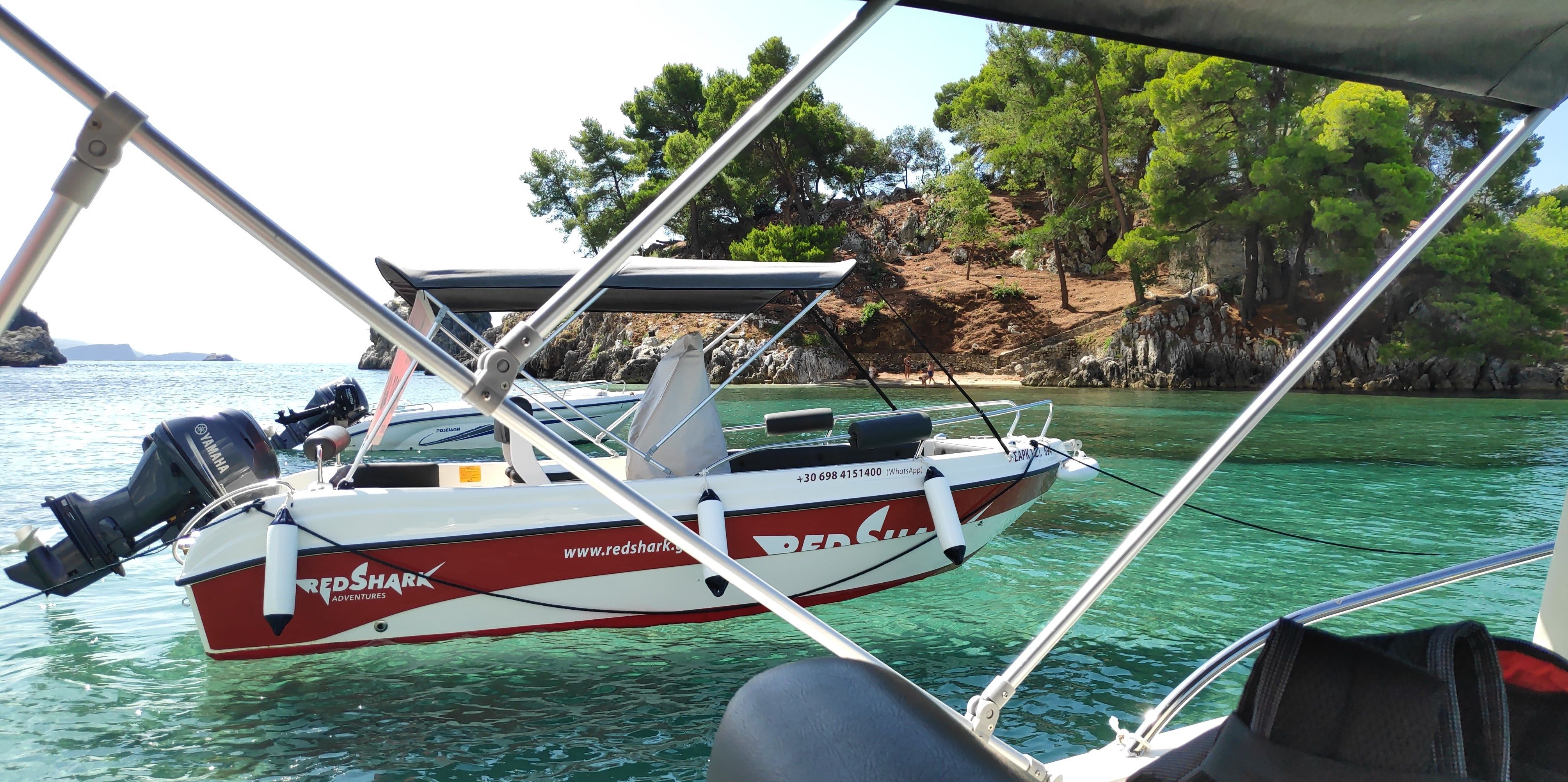 Karel Paxos 170 | Shark 1