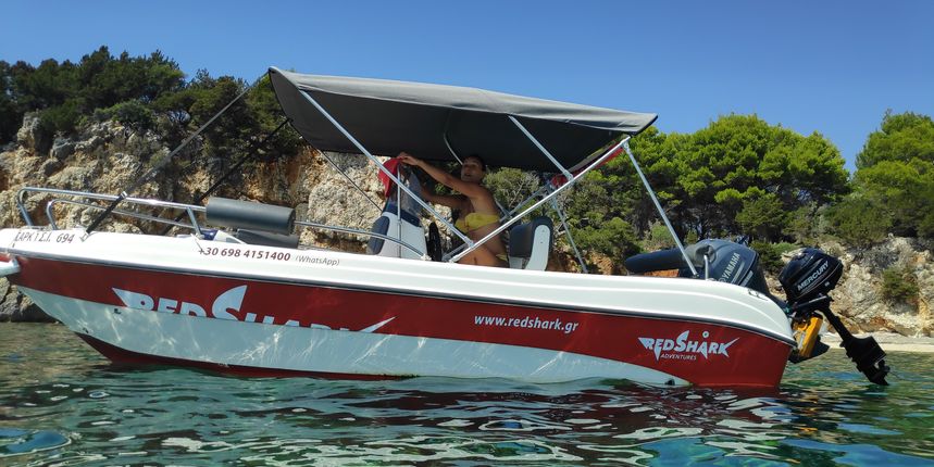 Karel Paxos 170 | Shark 1