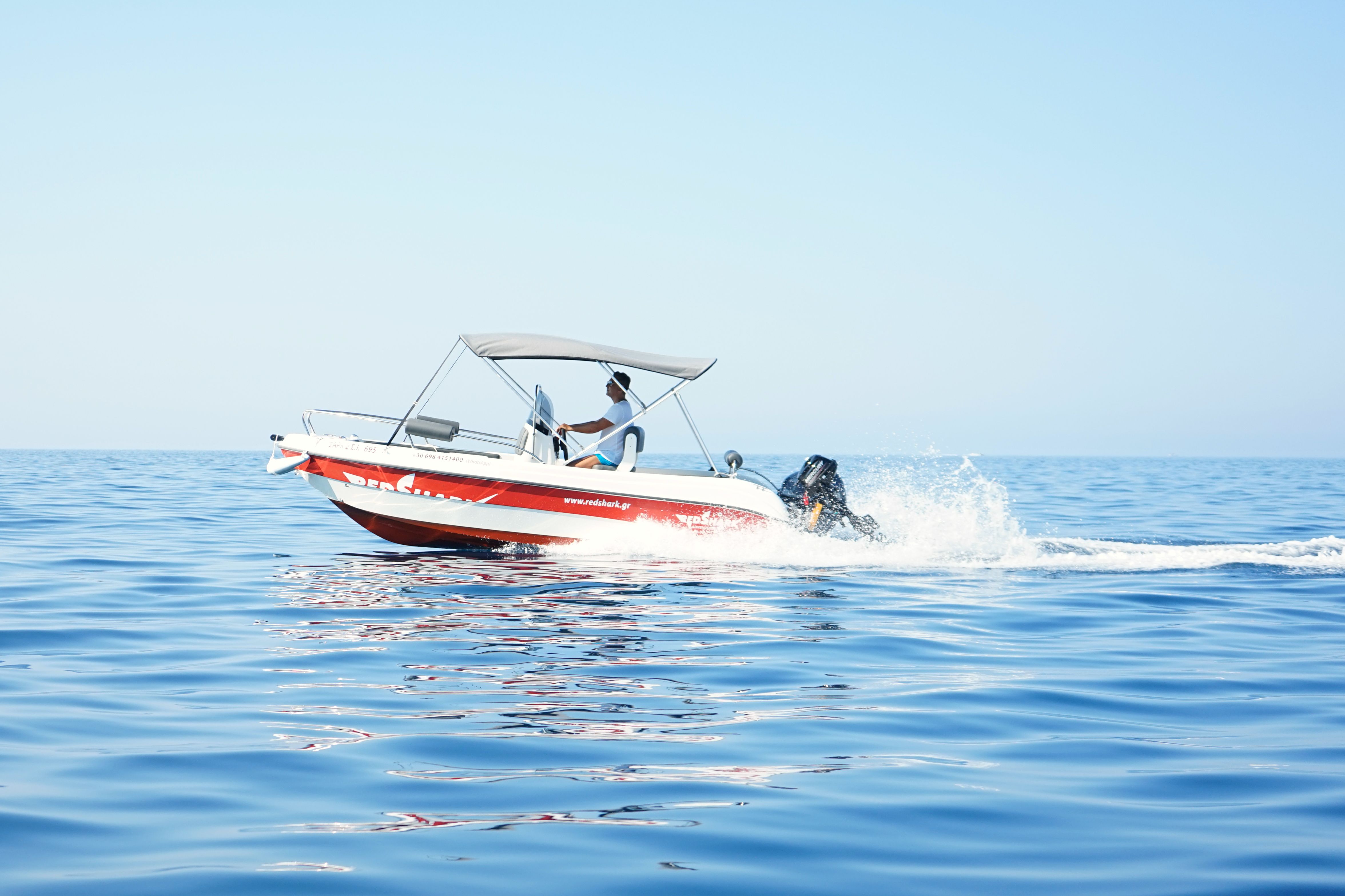 Karel Paxos 170 | Shark 2