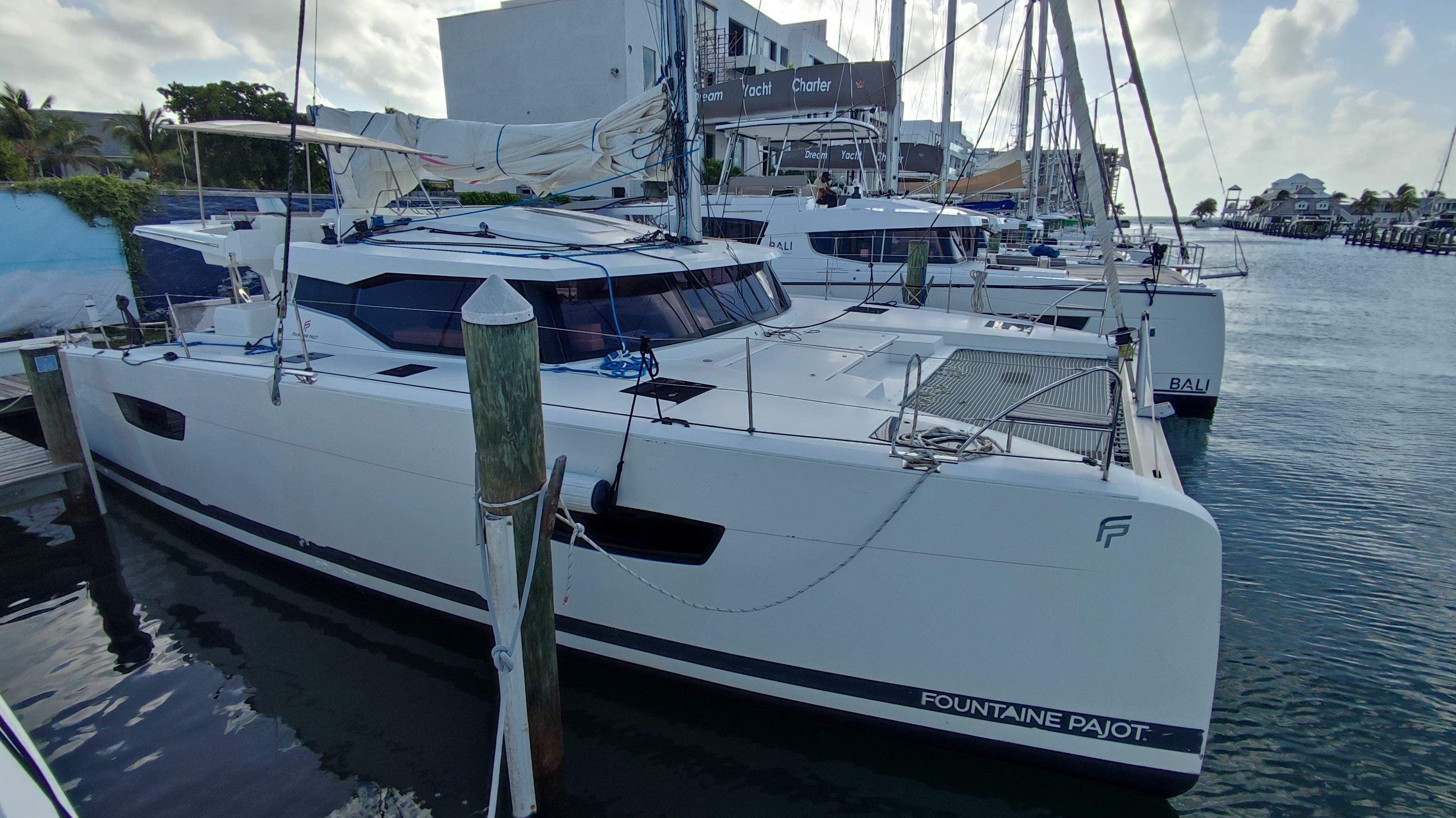 Fountaine Pajot Astrea 42 | Prince Des Mers