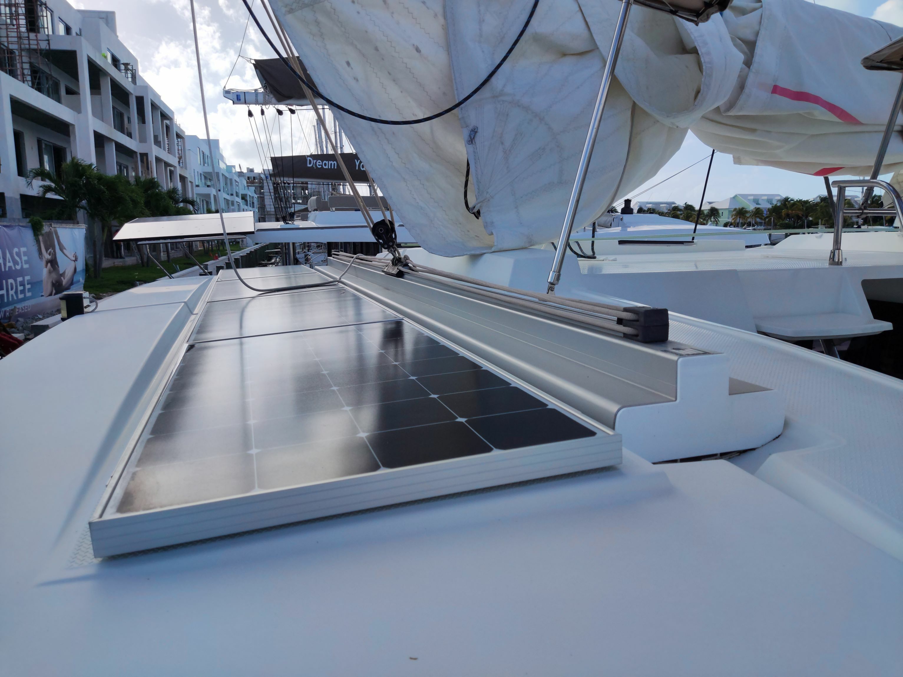 Fountaine Pajot Astrea 42 | Prince Des Mers