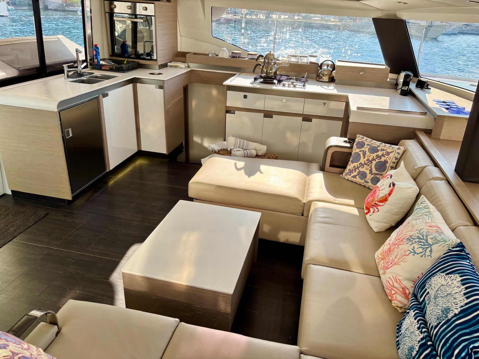 Fountaine Pajot Elba 45 | Ave