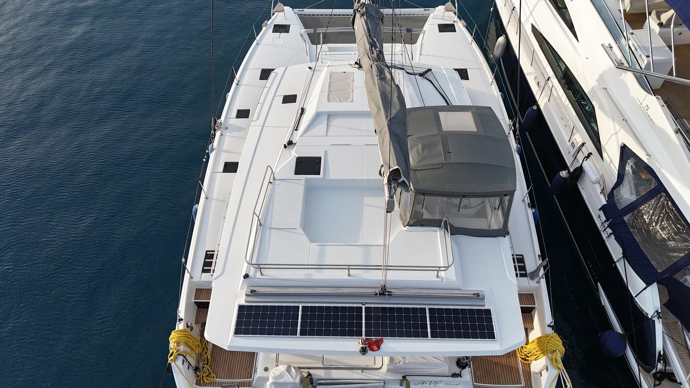 Fountaine Pajot Elba 45 | Ave