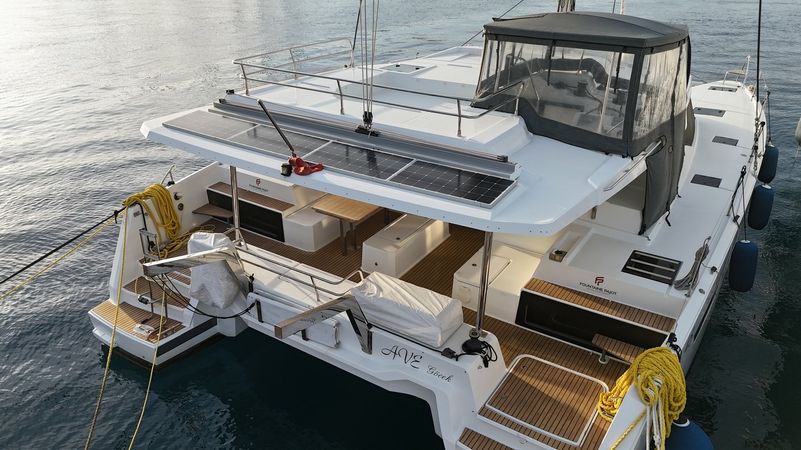 Fountaine Pajot Elba 45 | Ave