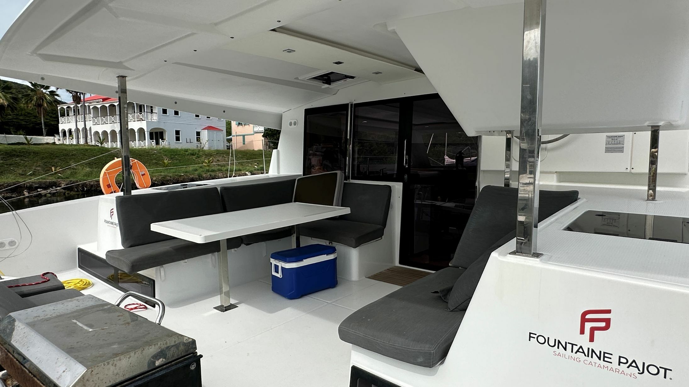 Fountaine Pajot Lucia 40 | Quarda Jeepi