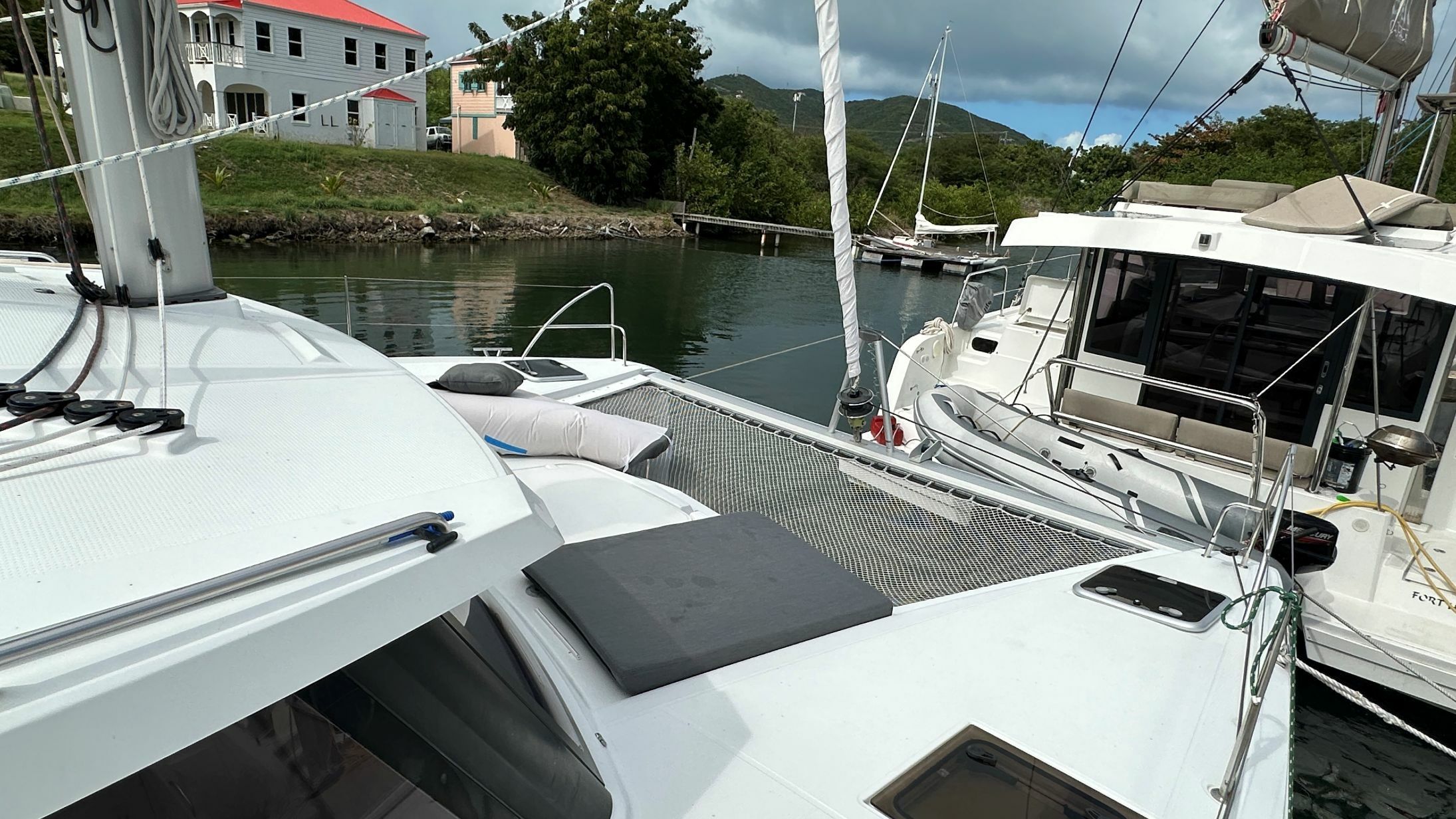 Fountaine Pajot Lucia 40 | Quarda Jeepi