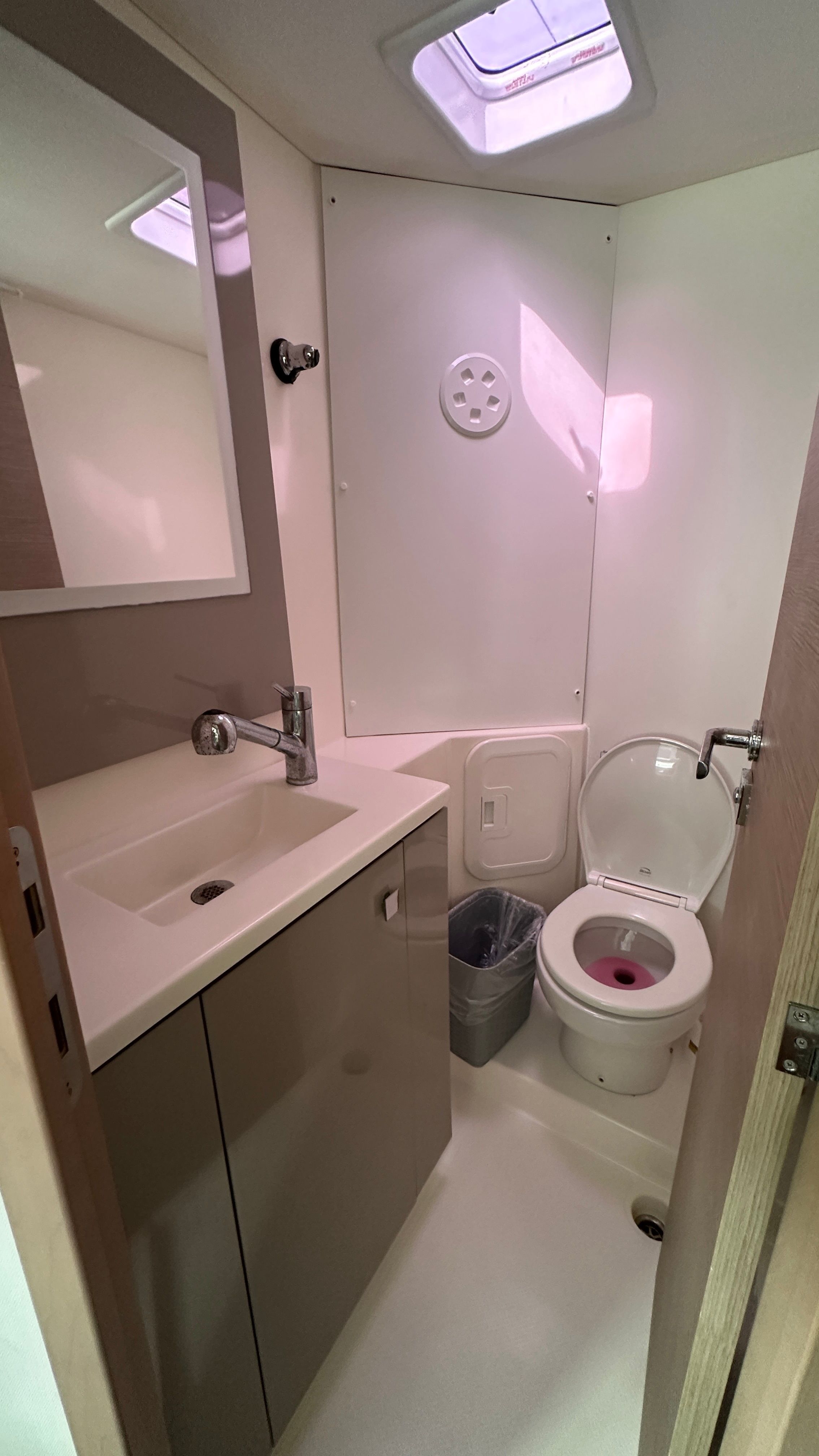 Fountaine Pajot Lucia 40 | Quarda Jeepi