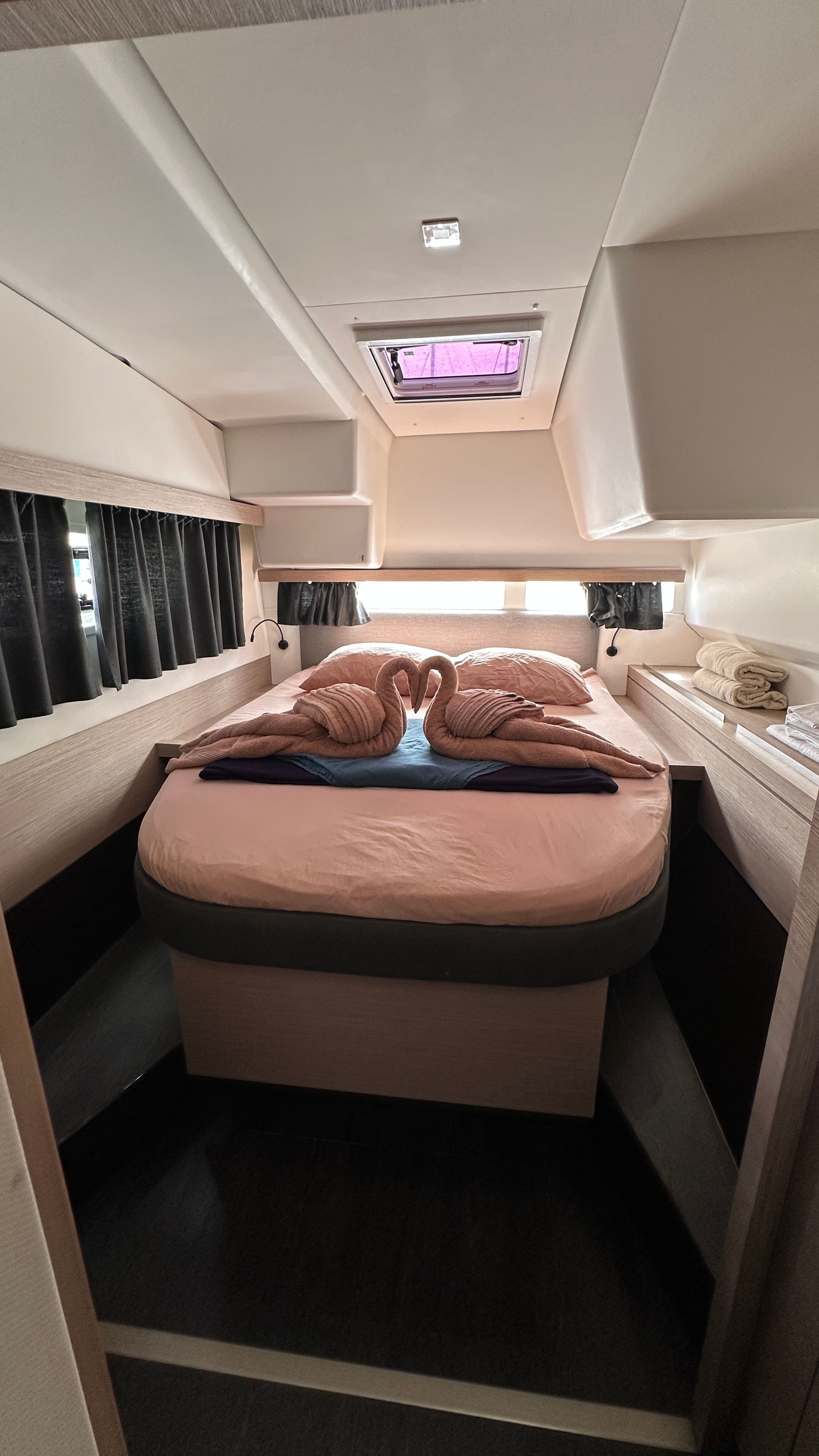 Fountaine Pajot Lucia 40 | Quarda Jeepi