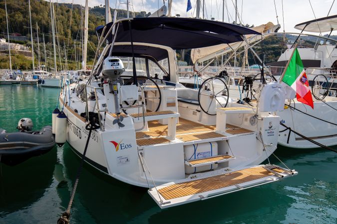 Beneteau Oceanis 38.1 | Eos