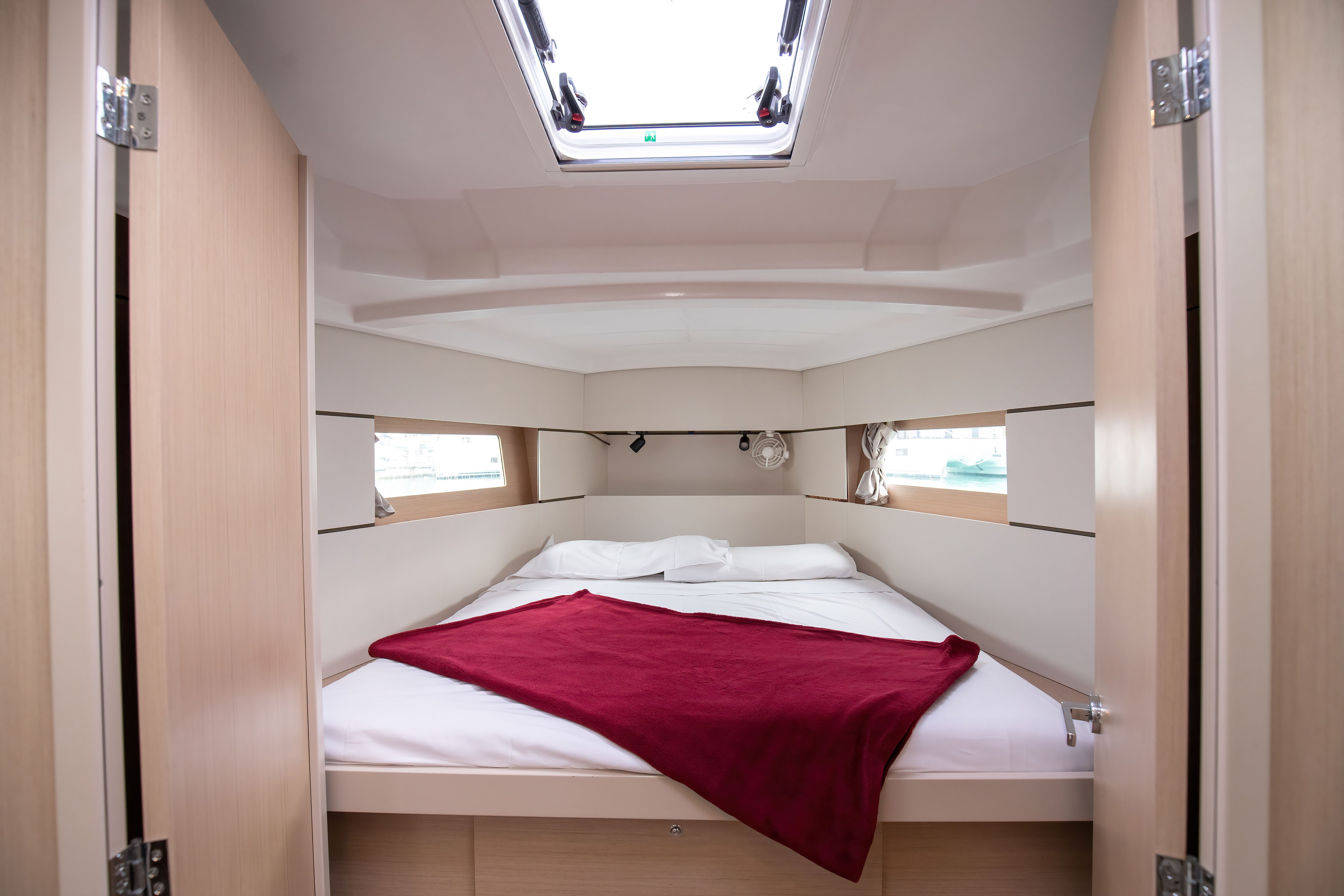 Beneteau Oceanis 38.1 | Eos