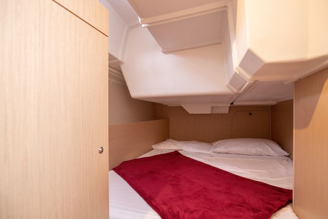 Beneteau Oceanis 38.1 | Eos