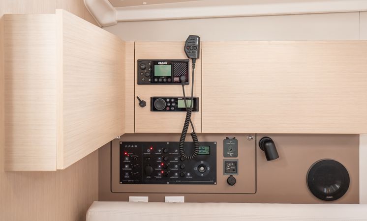 Beneteau Oceanis 38.1 | Eos