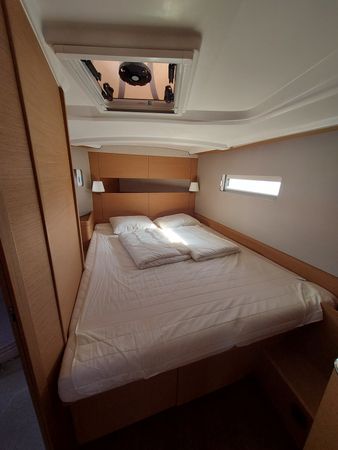 Jeanneau Sun Odyssey 410 | Naoussa
