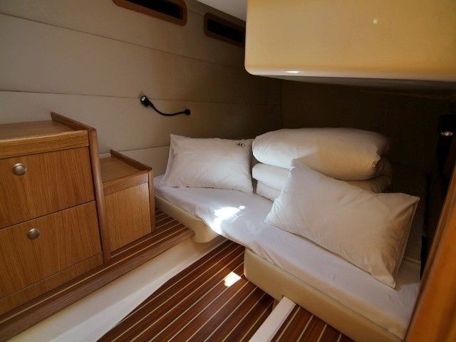 SAS Vektor Adriana 44 | Bianca